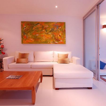 The Quarter Phuket Hotel Surin Beach  Exterior photo