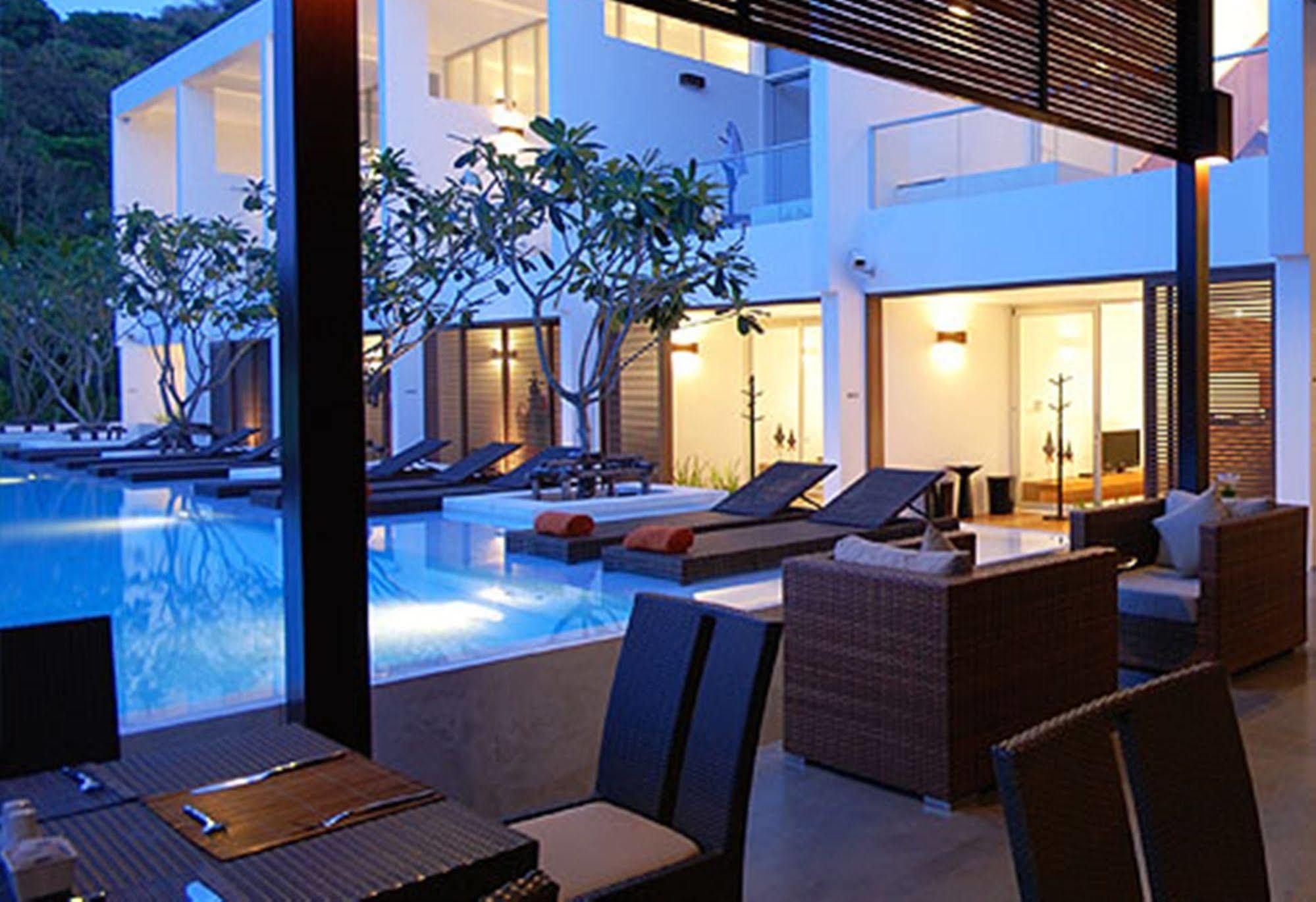 The Quarter Phuket Hotel Surin Beach  Exterior photo